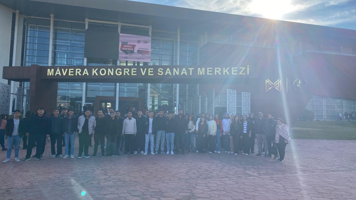 12. Sınıf Öğrencilerimiz Gaziantep Üniversitesi'ni Ziyaret Etti